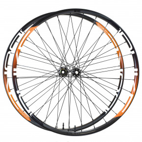 Wheel(s) DUKE LUCKY JACK SLS4 / DT SWISS 240 IS SP