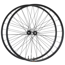 OCCASION XC DUKE LUCKY STAR HD 28/26 - DT SWISS 370 CL SP